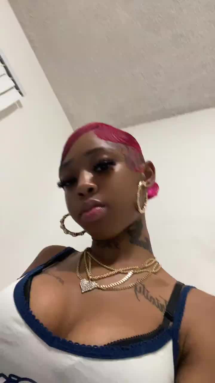@novabeezyx