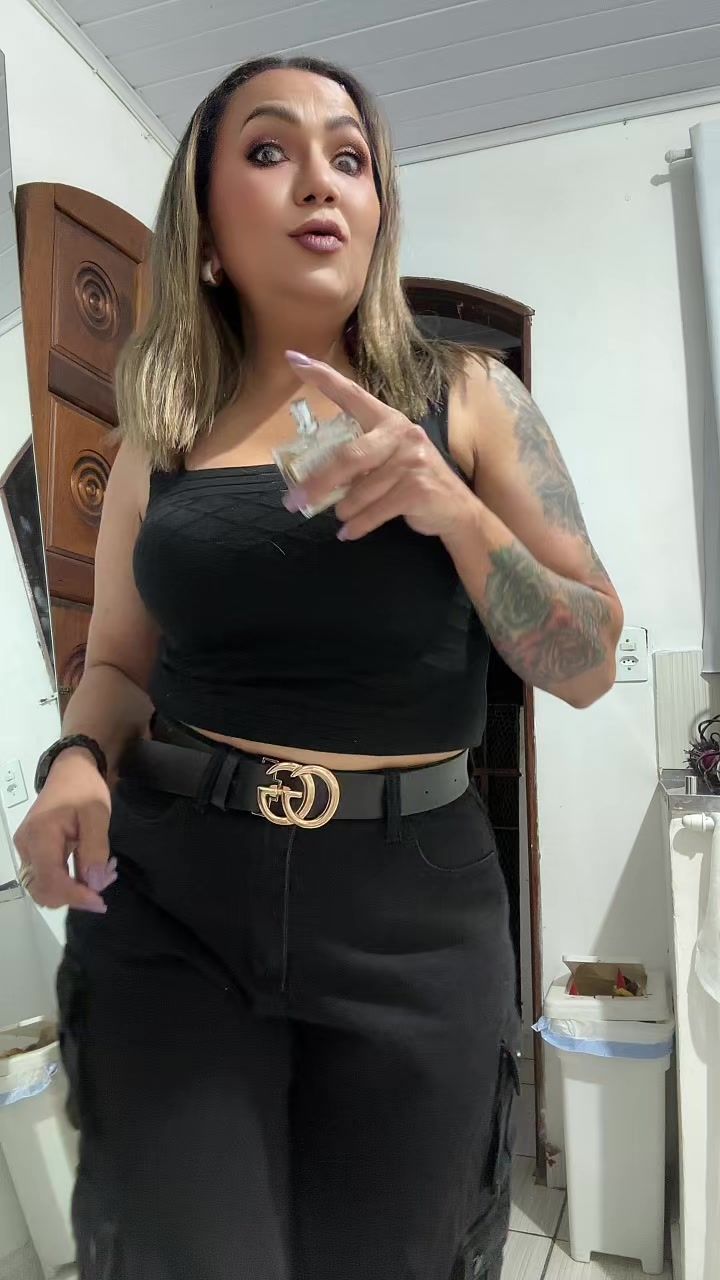 @Dora Silva