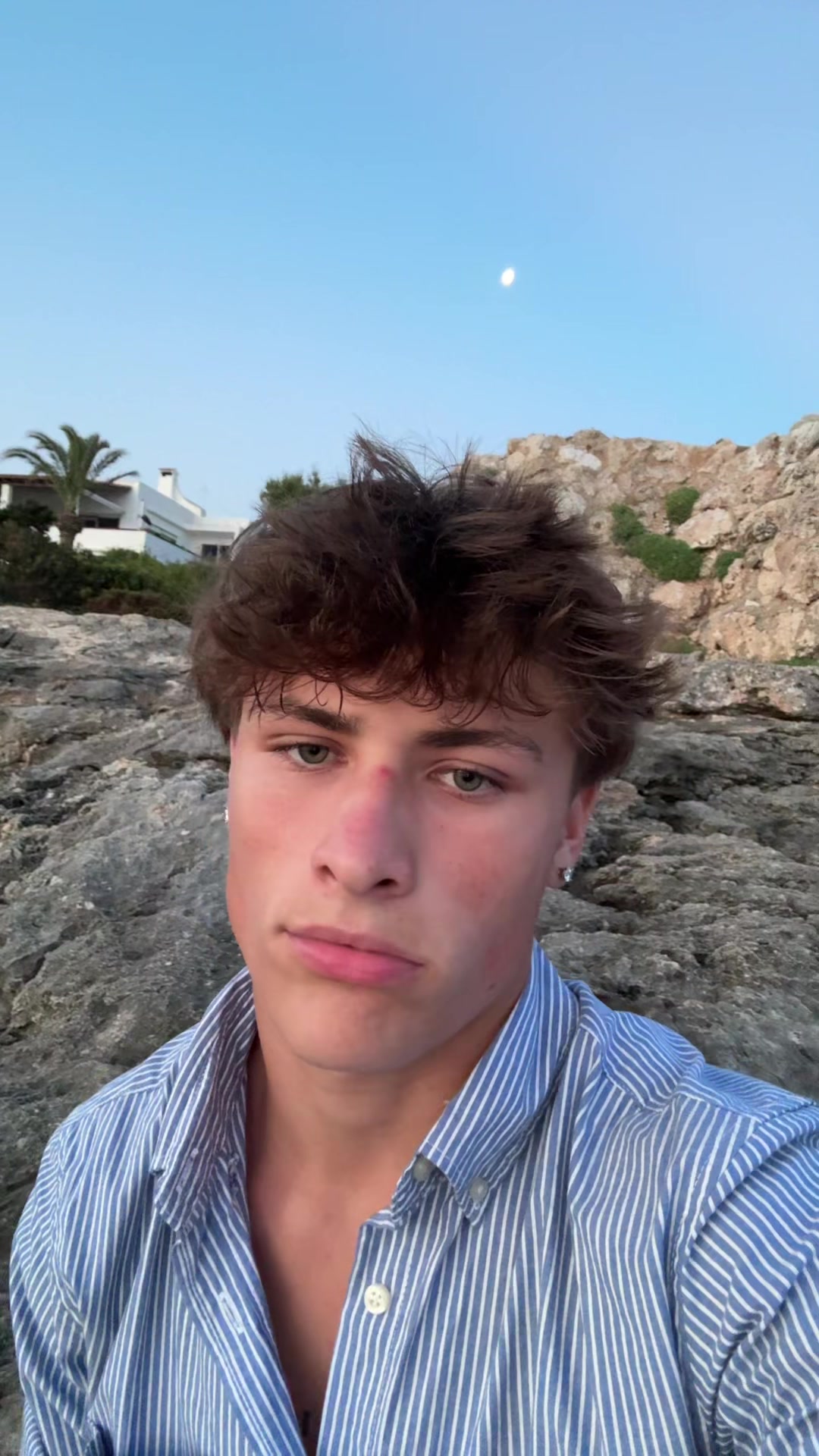 @j
