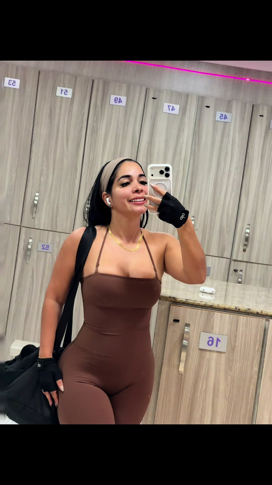 @Vanessa Oliveros