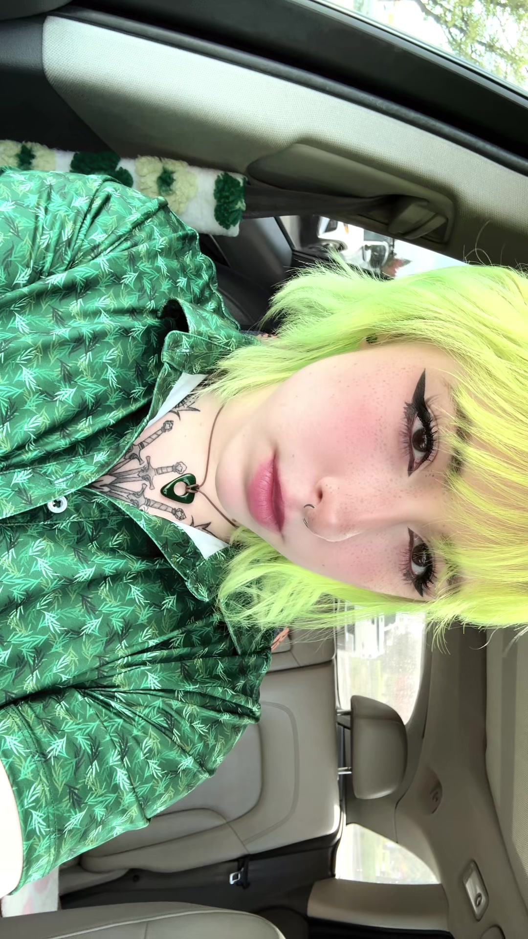 @Impineapplegg