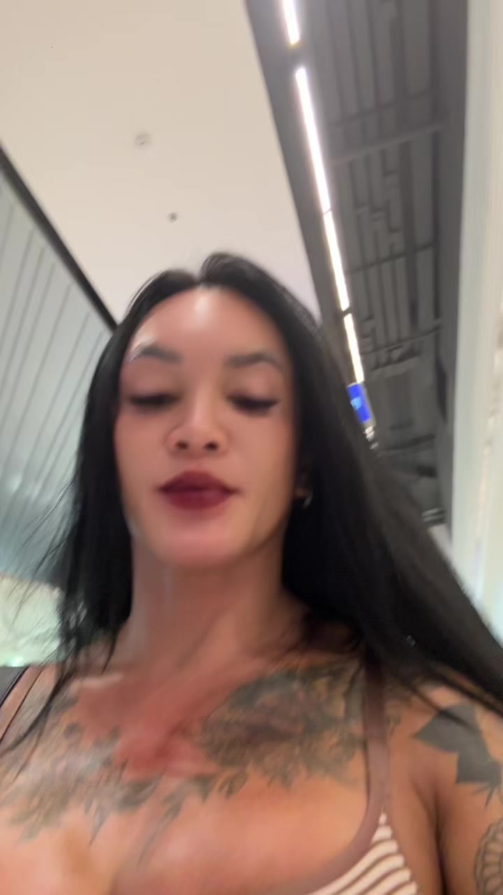 @Msqueenpaula