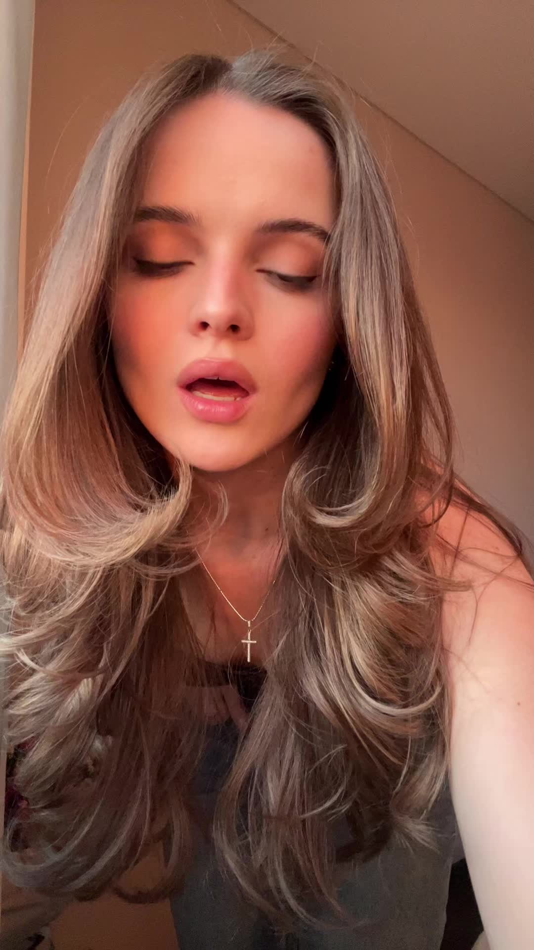 @valeriya