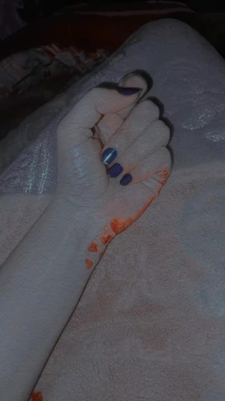 @کوئی اپنا نہیں💔