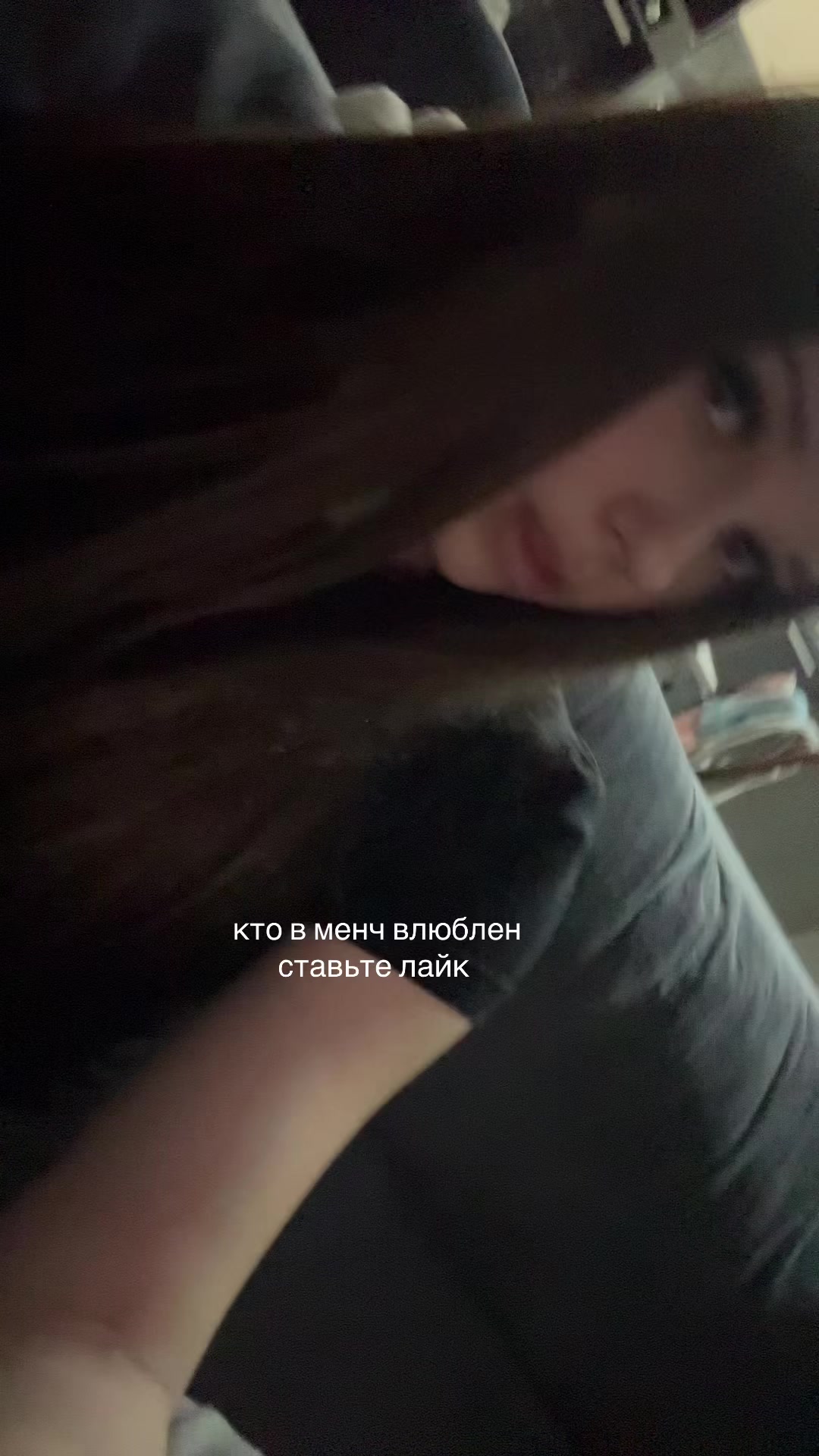 @vikkyqsqw