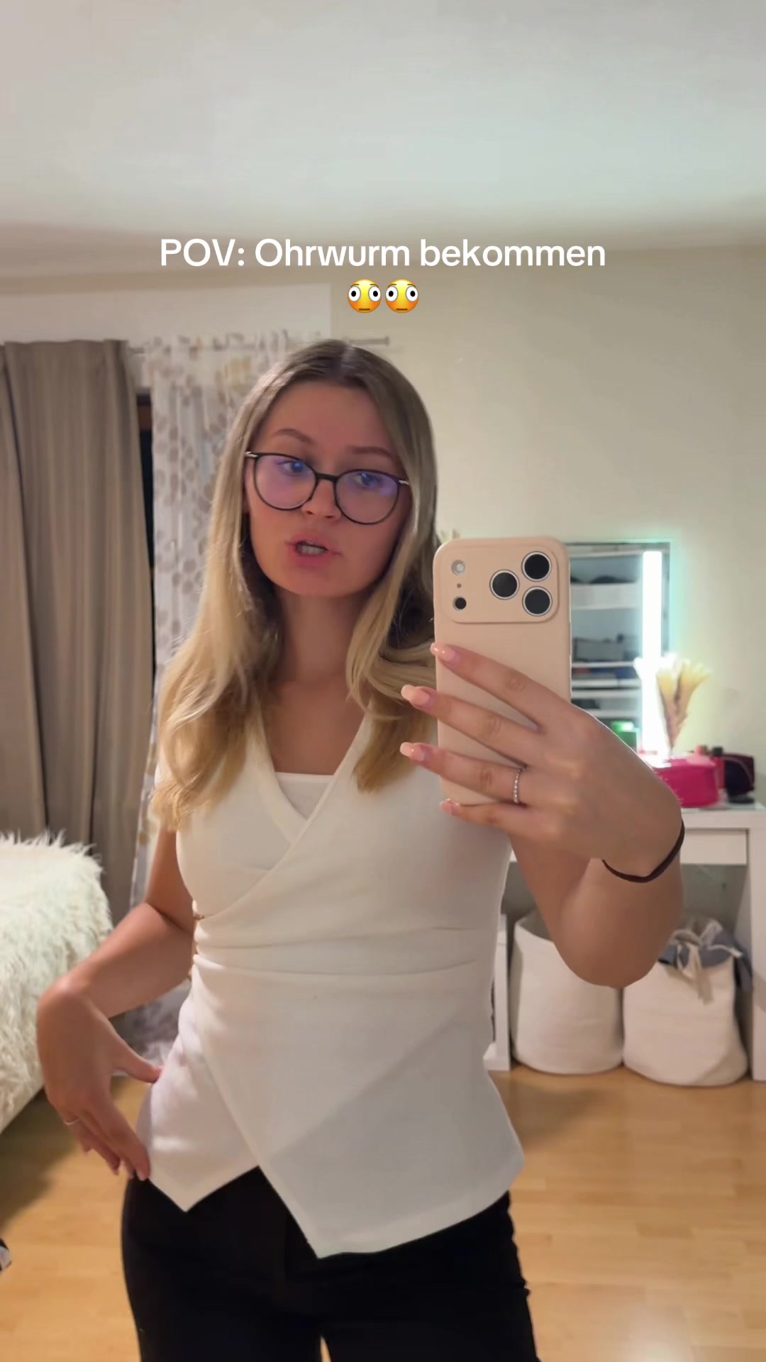 @t0oblond4u