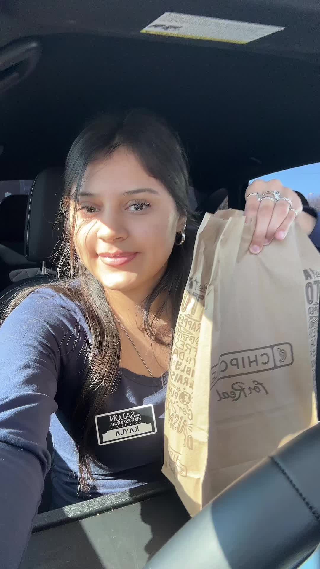 @Kayla Garcia 🍕🍔🍱