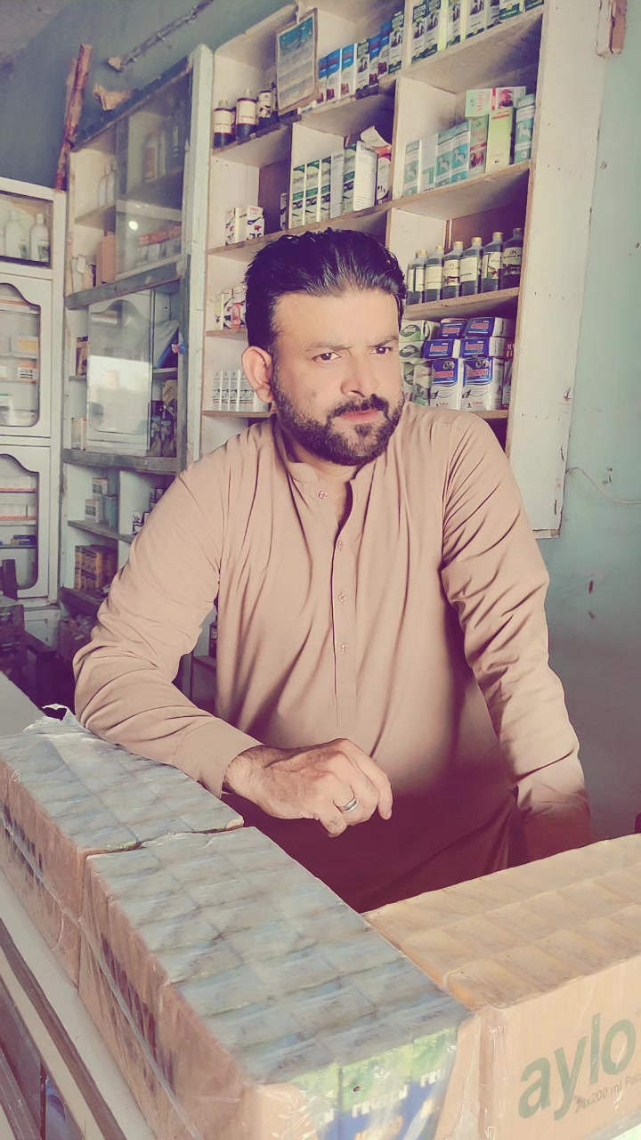 @IRFAN ALI 👑
