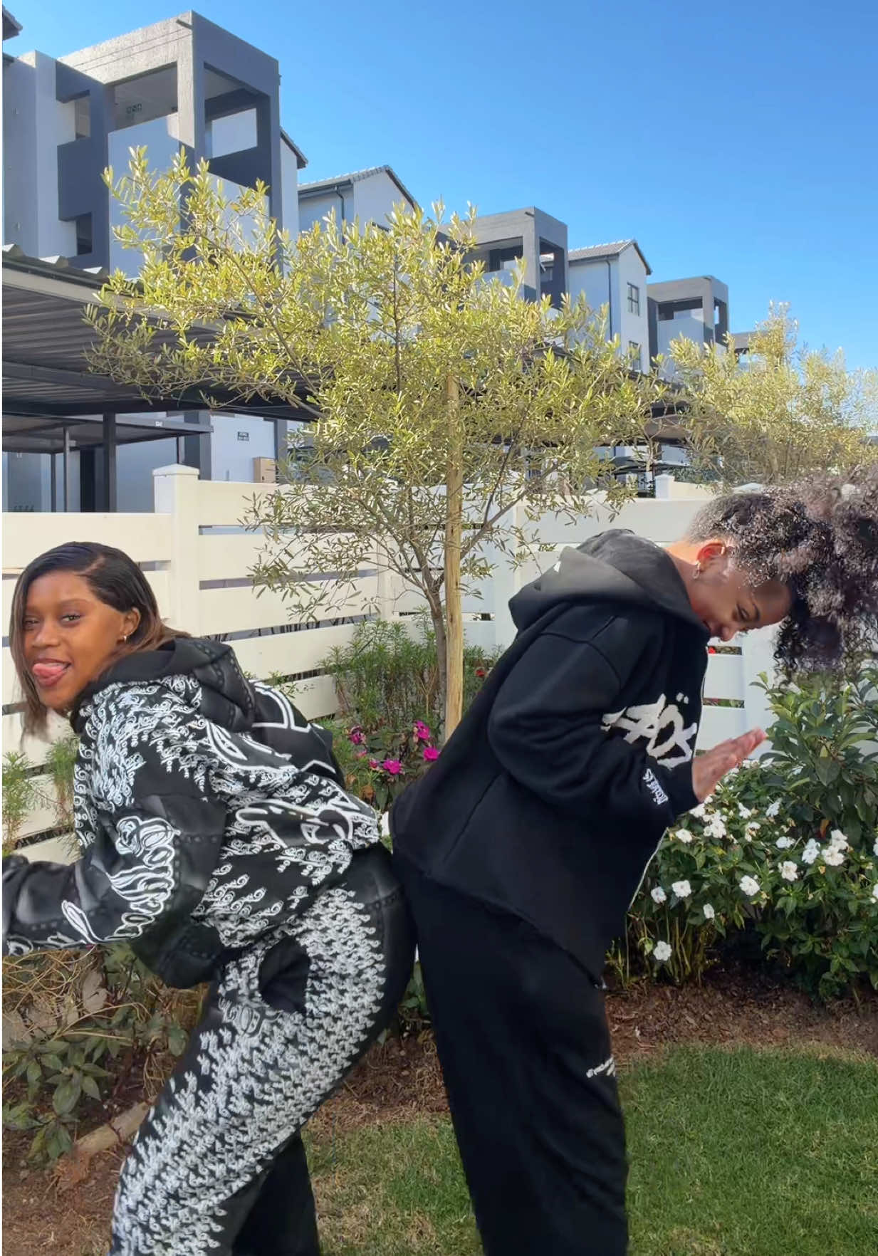 @Siyamthanda🌟