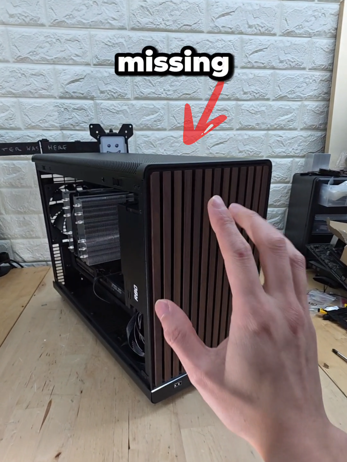 @mryeester