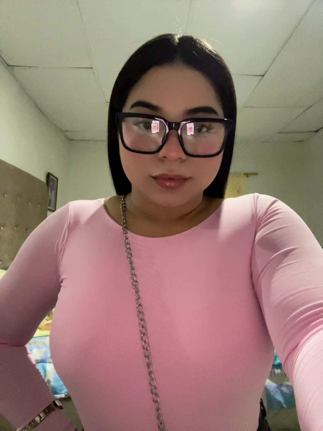 @PRISCILA