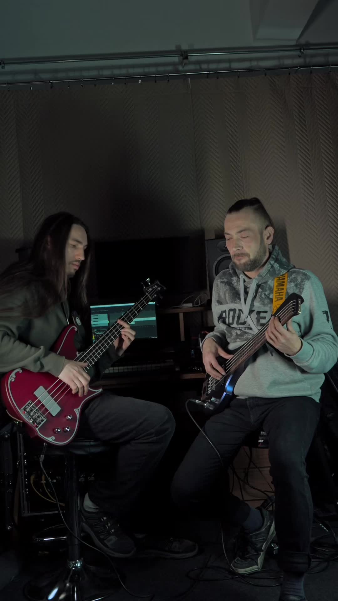 @FingyBass