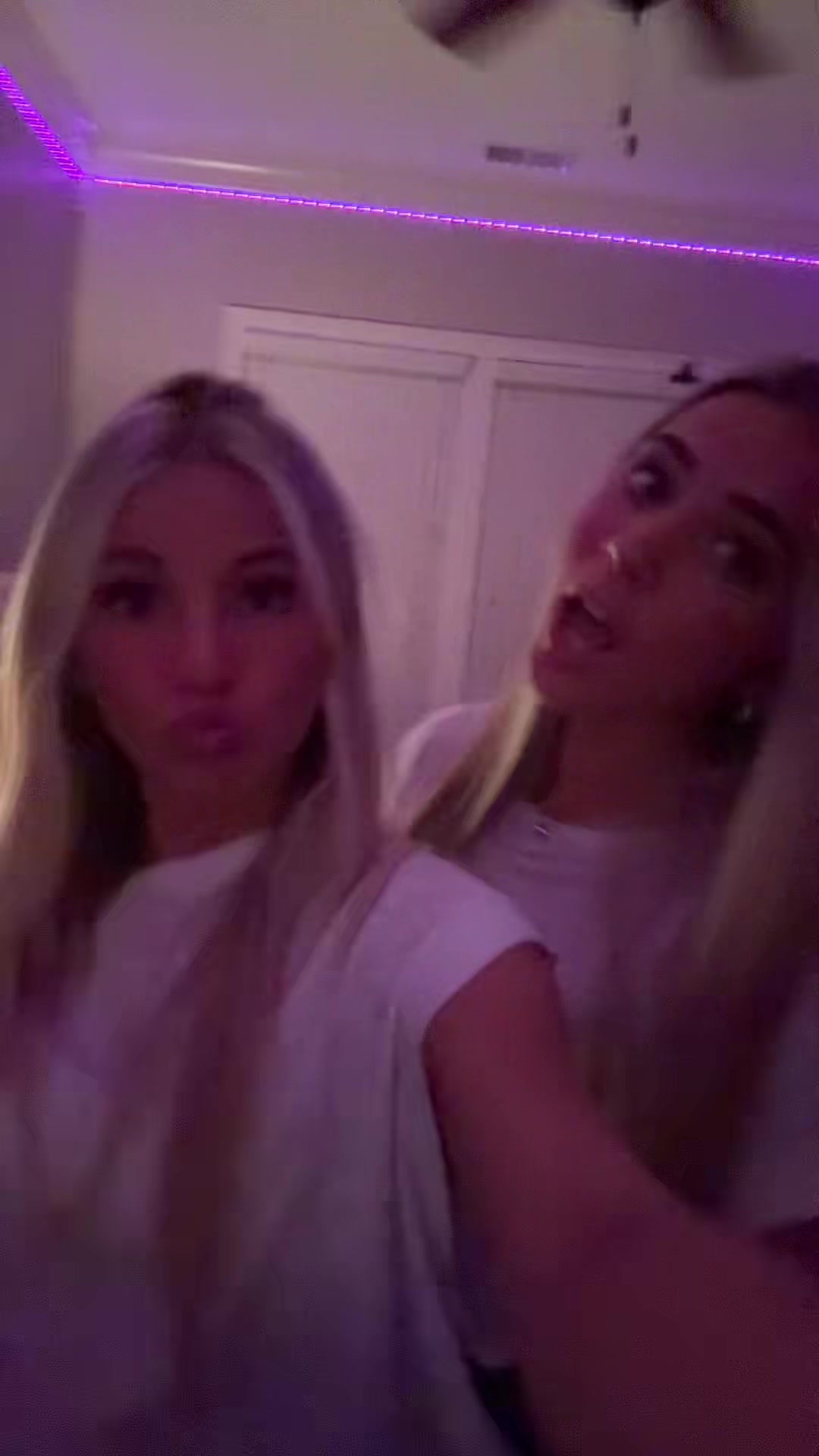 @Hiii