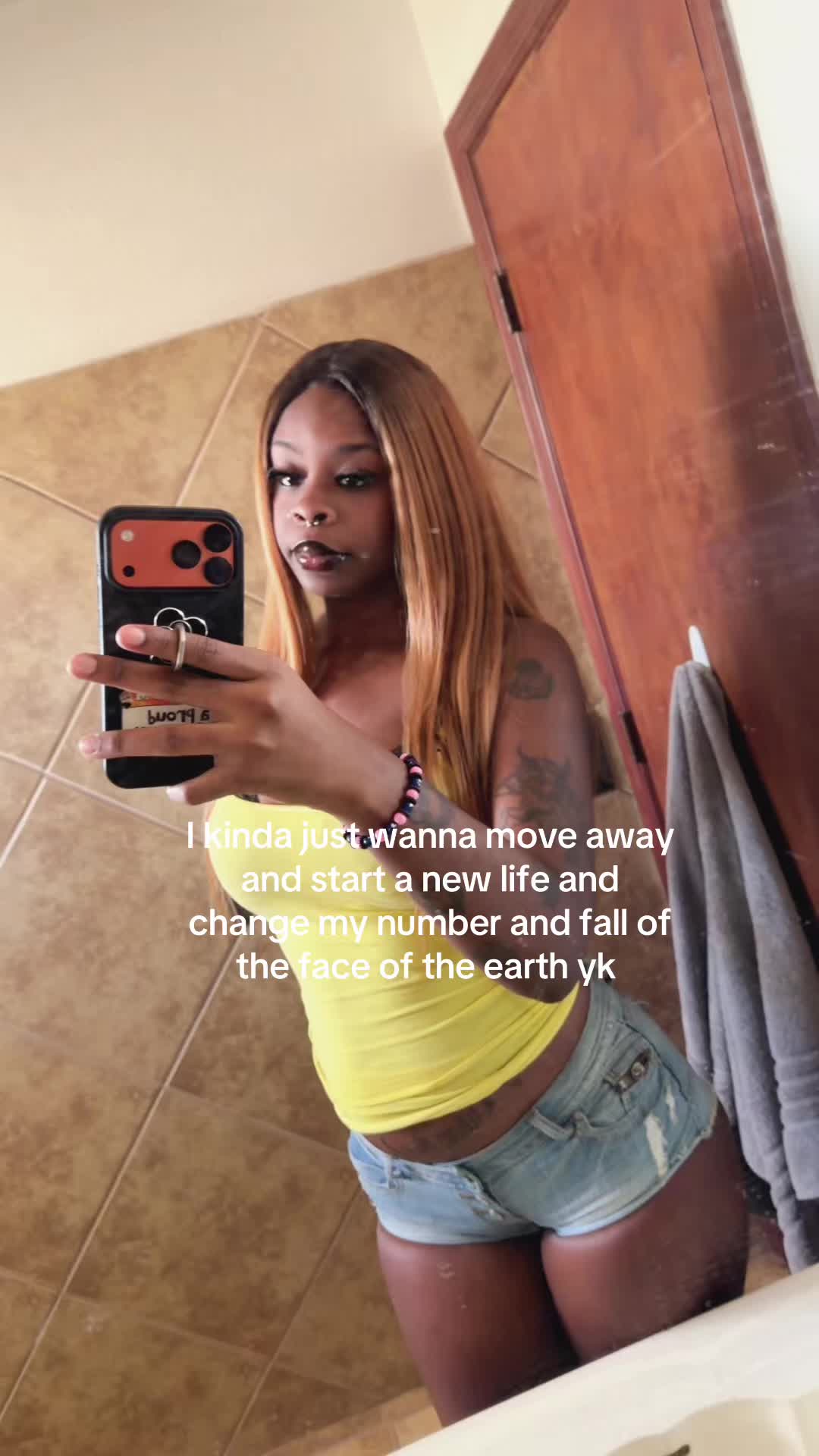 @urmomsbushy