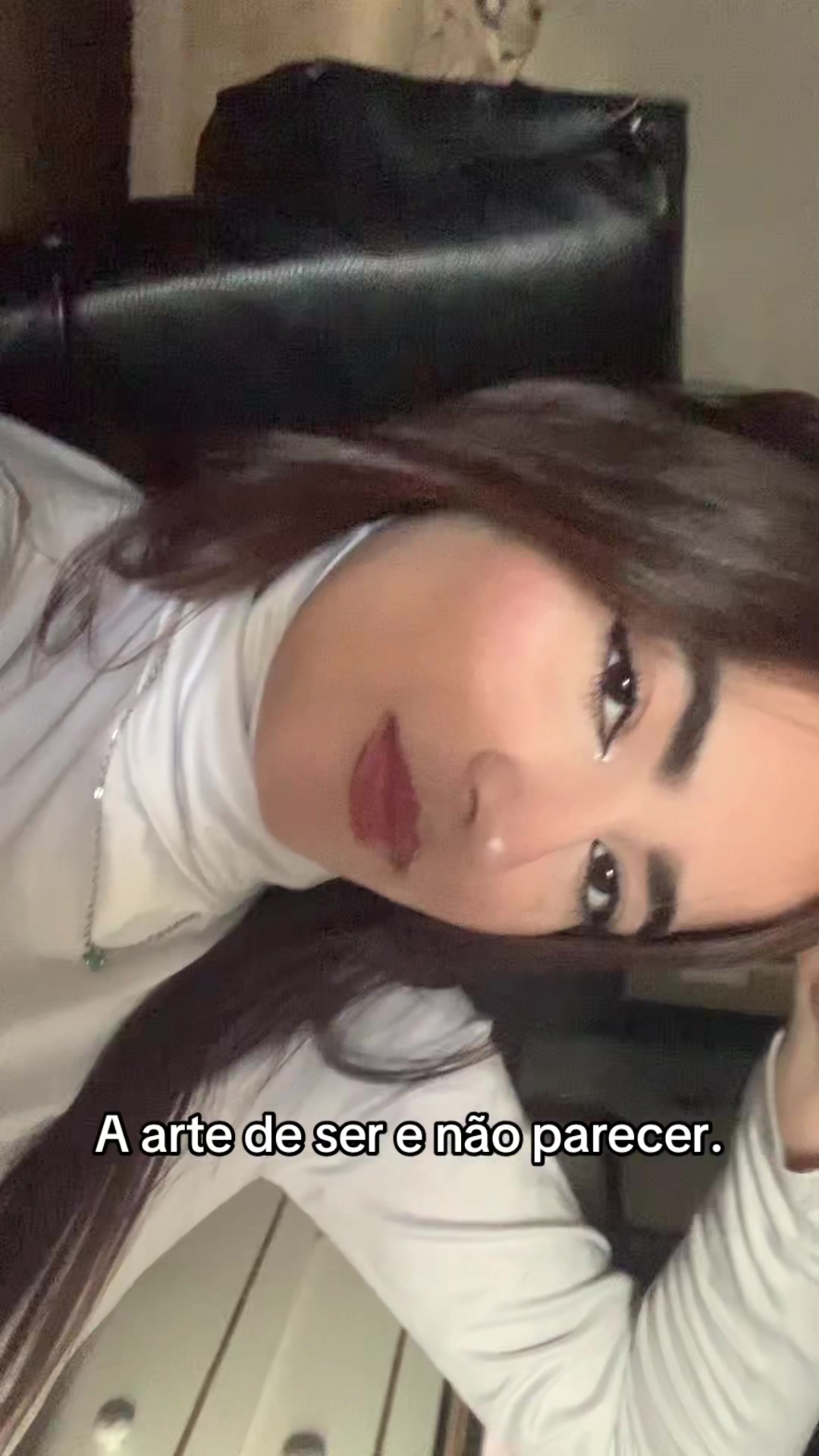 @V&aacute; nessa