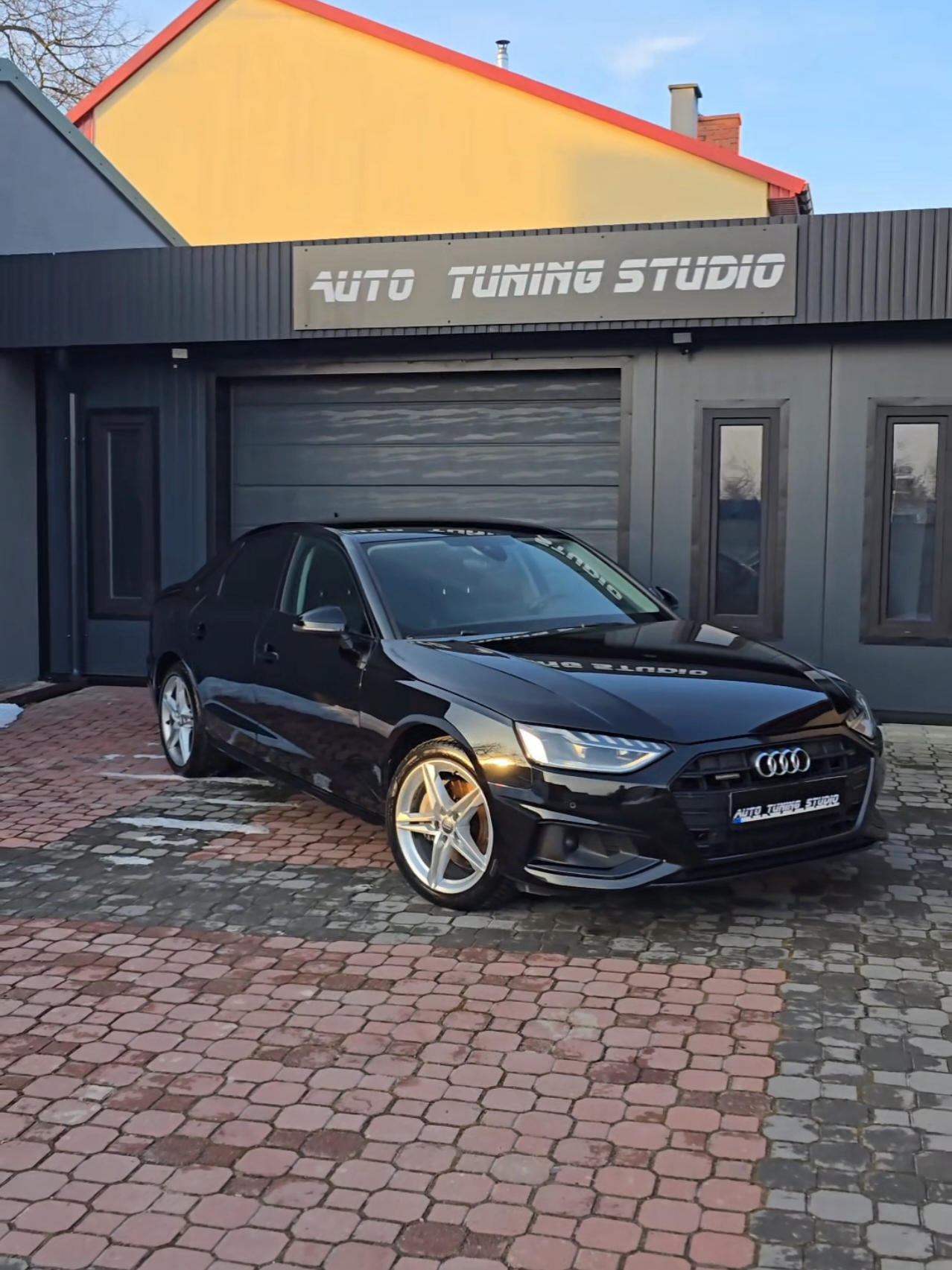 @Auto tuning studio