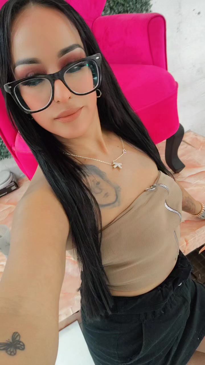 @Karen Torres 🥰💈