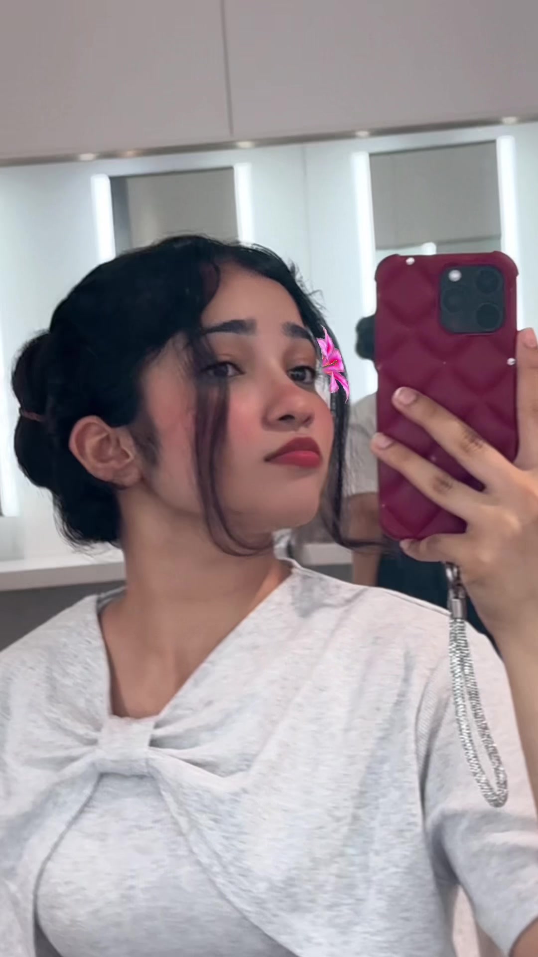 @ᴏꜱʜɪ 🦄