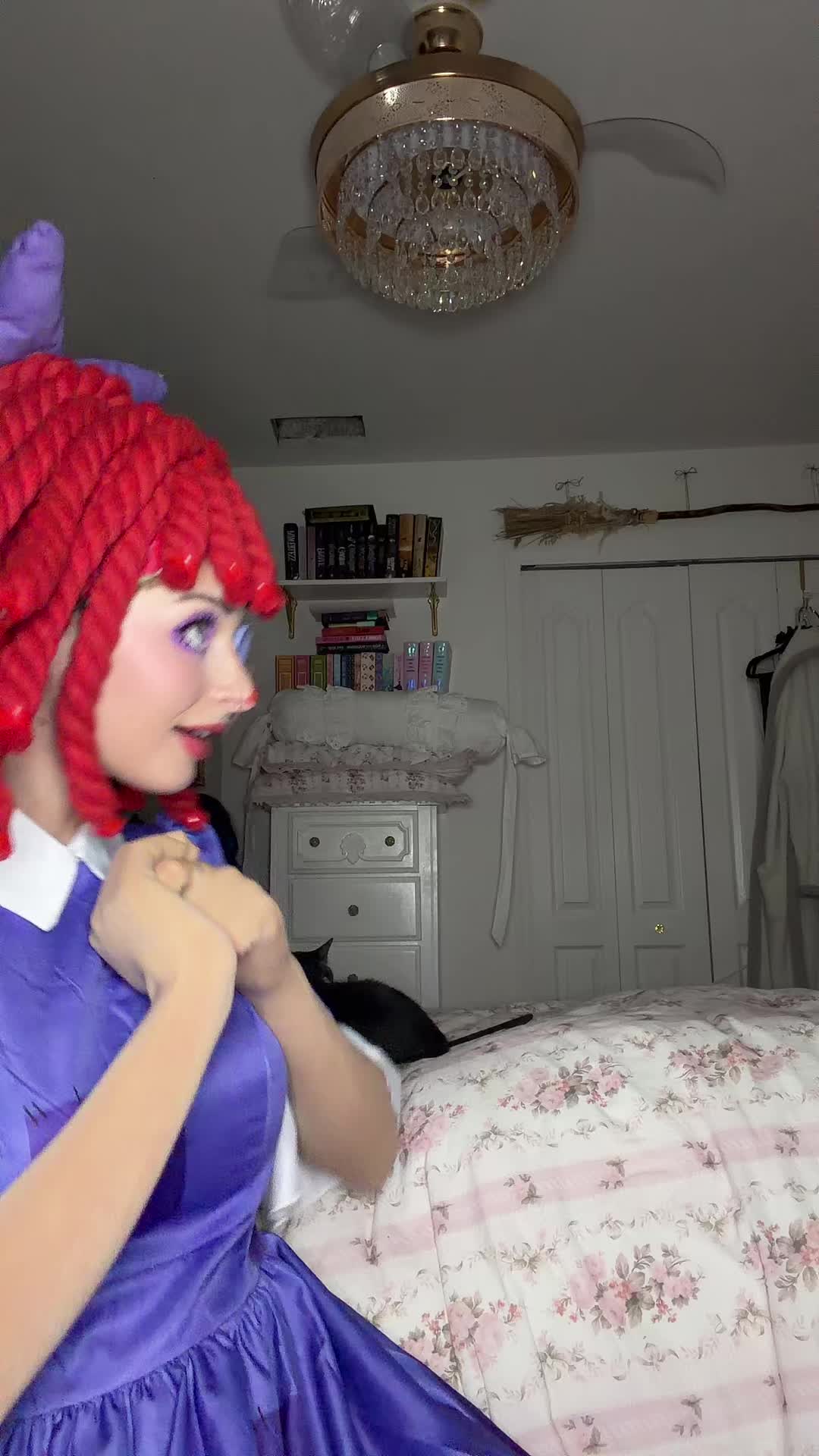 @Sophia