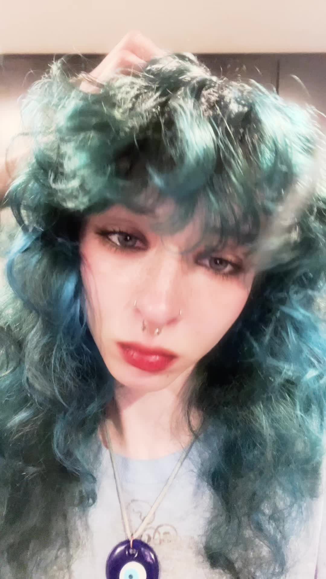 @j
