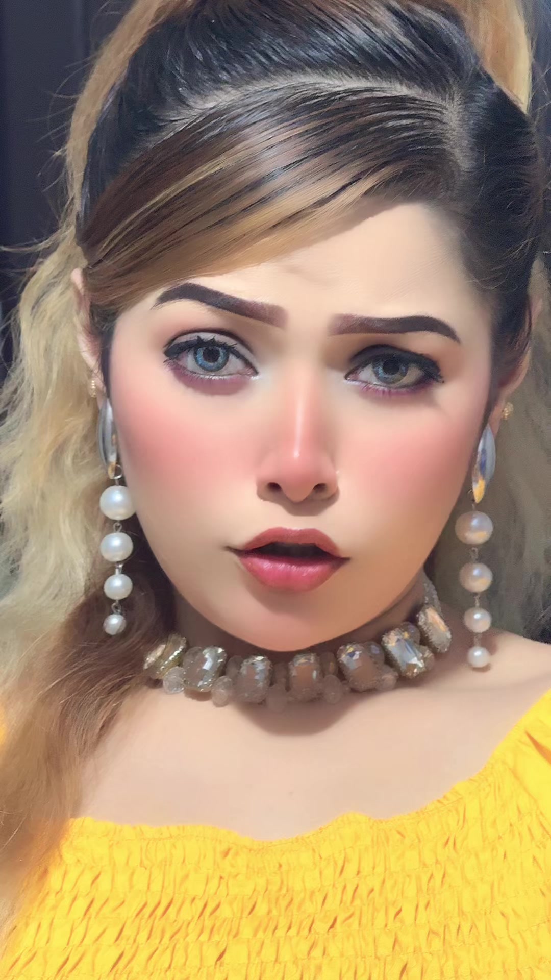 @Mahira doll