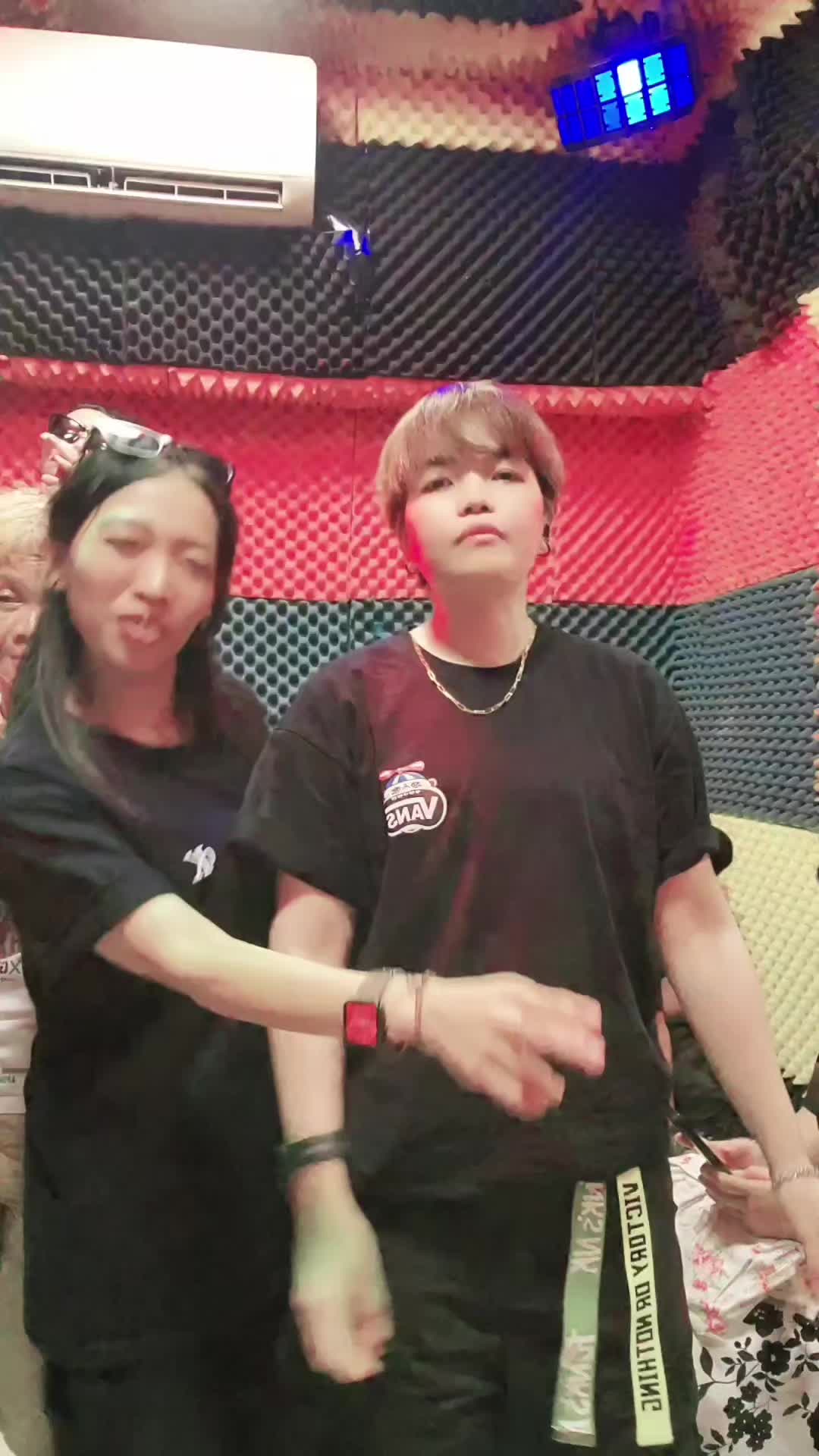 @🇮🇩panda🐼🇭🇰