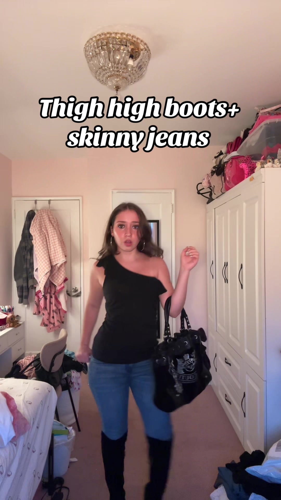 @JustRebecca_Ave