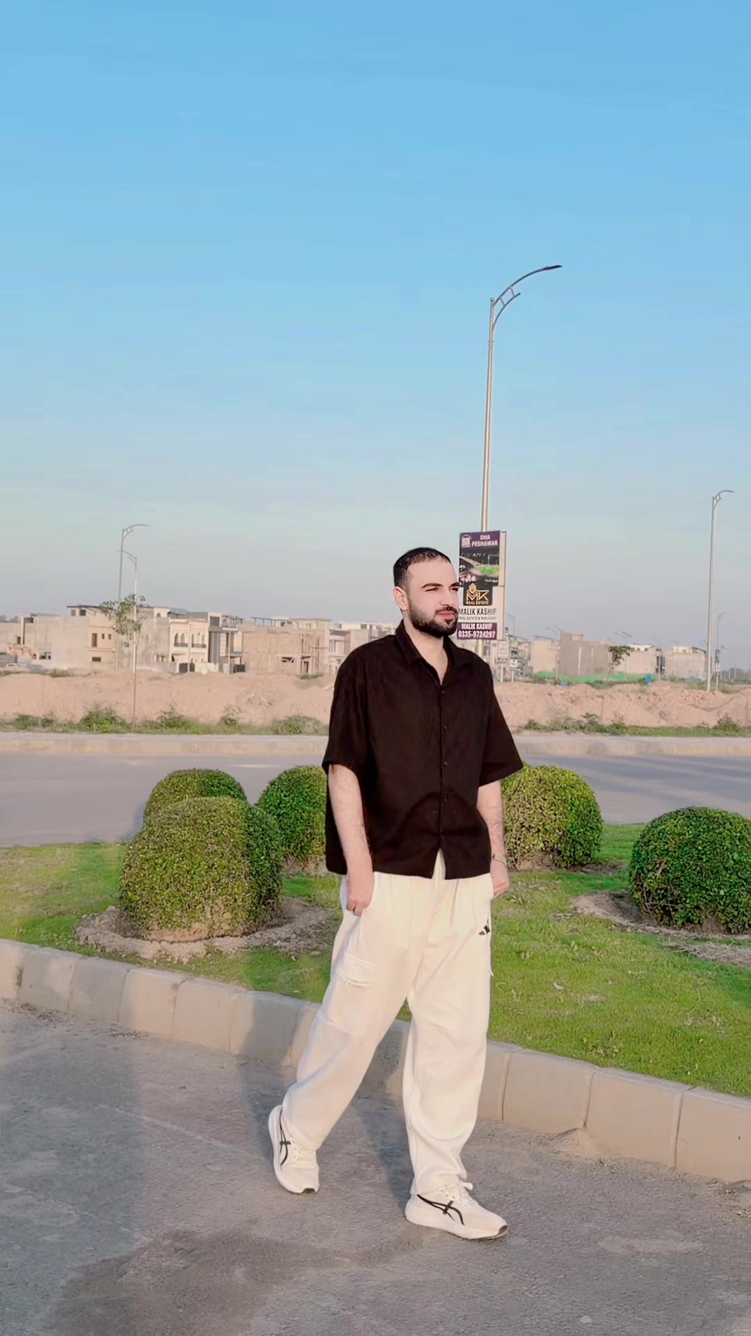 @sHahid_jani