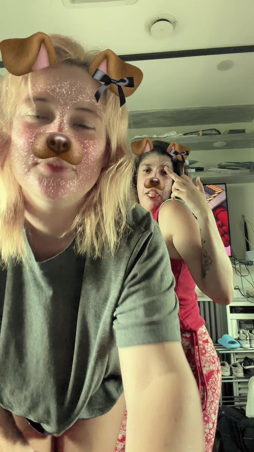 @Daniellewatson3