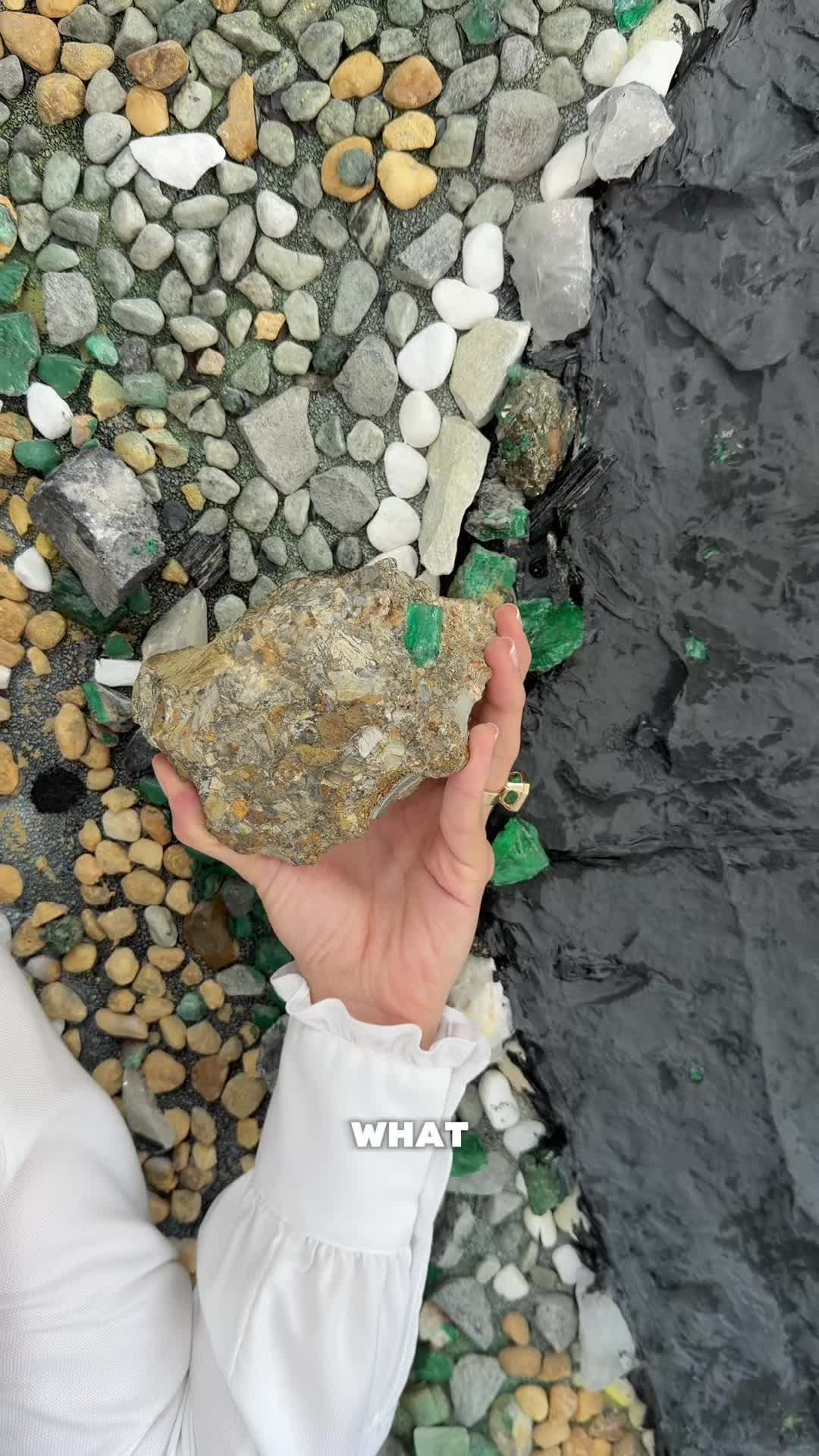 @JR Colombian Emerald