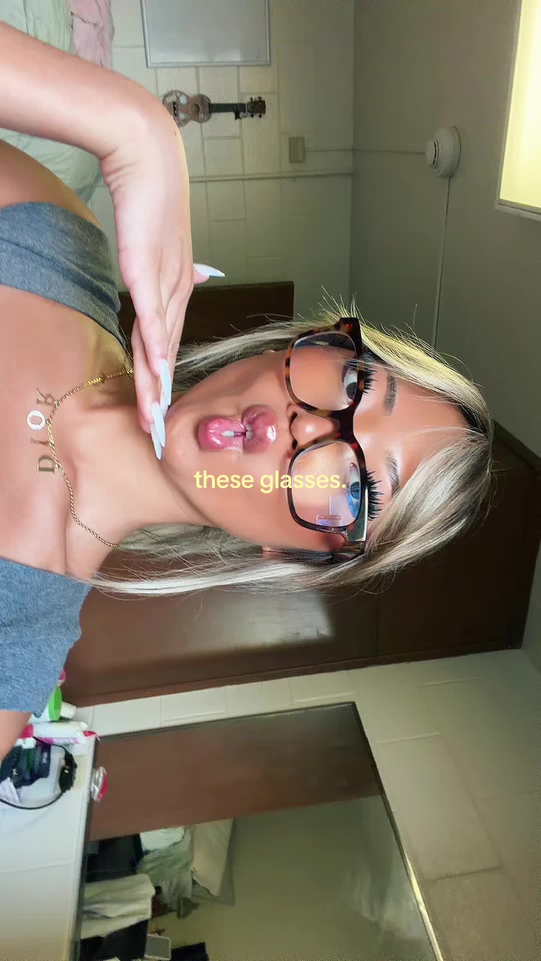 @🧿