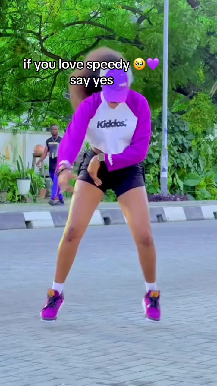 @PRETTY SPEEDY💜🥀🥰
