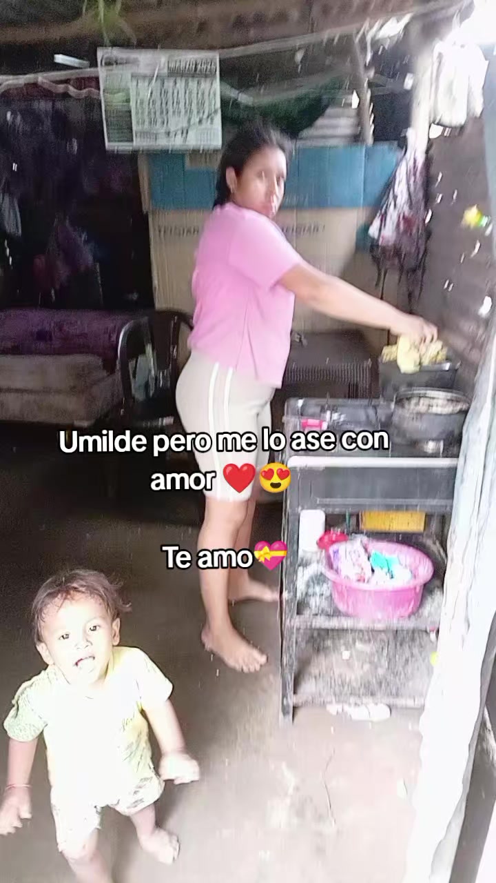@Cris(:💙Pérez(:✅