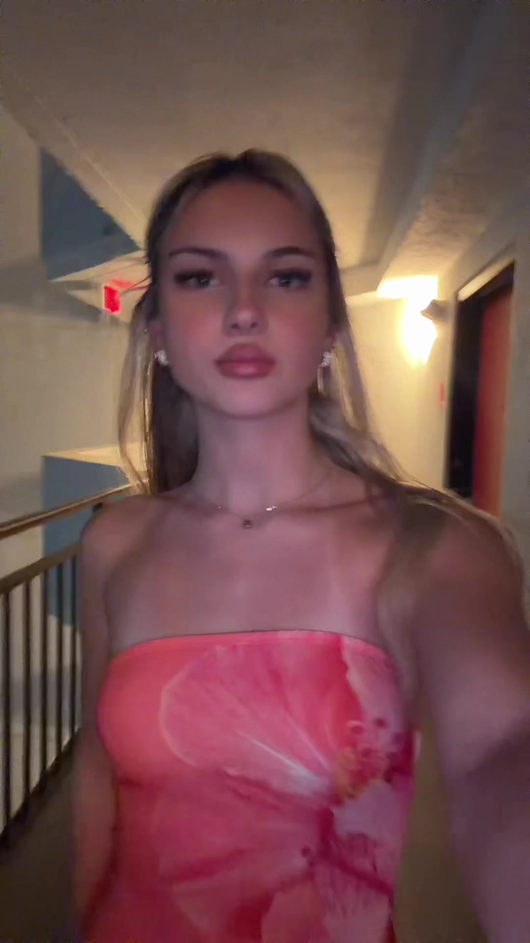 @elle ☻