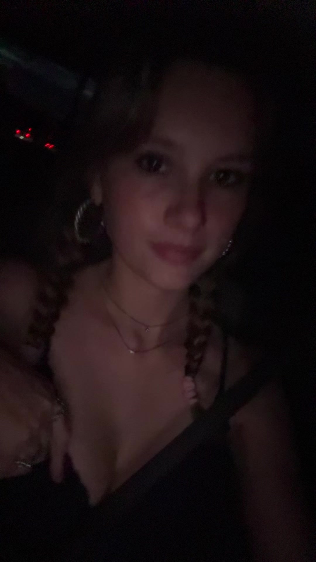 @chloeee