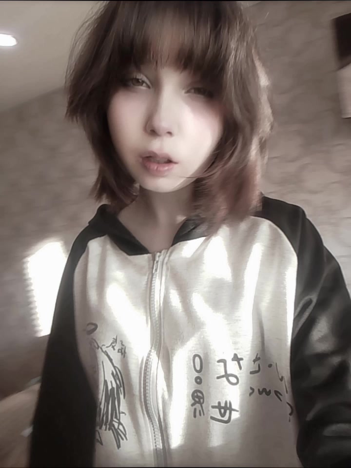 @smiling シ︎
