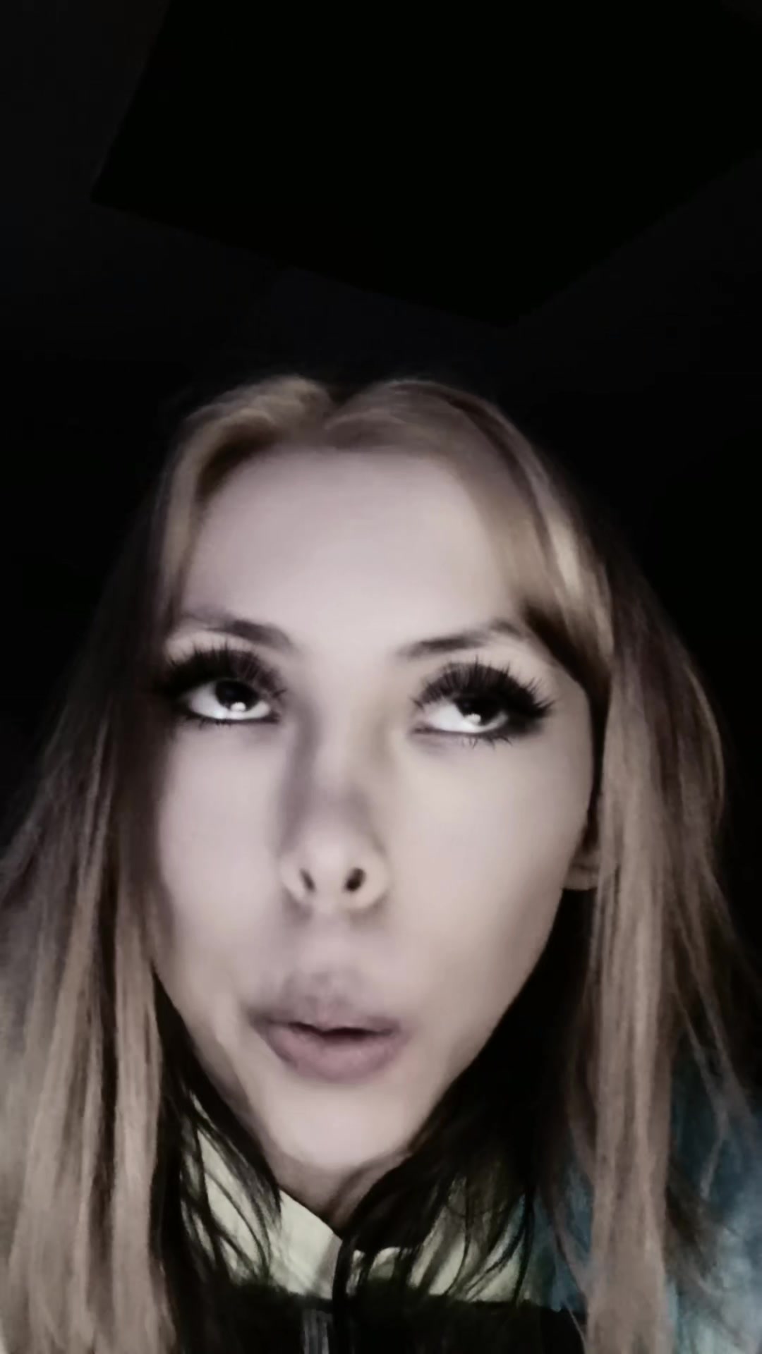@LauraKay_xo