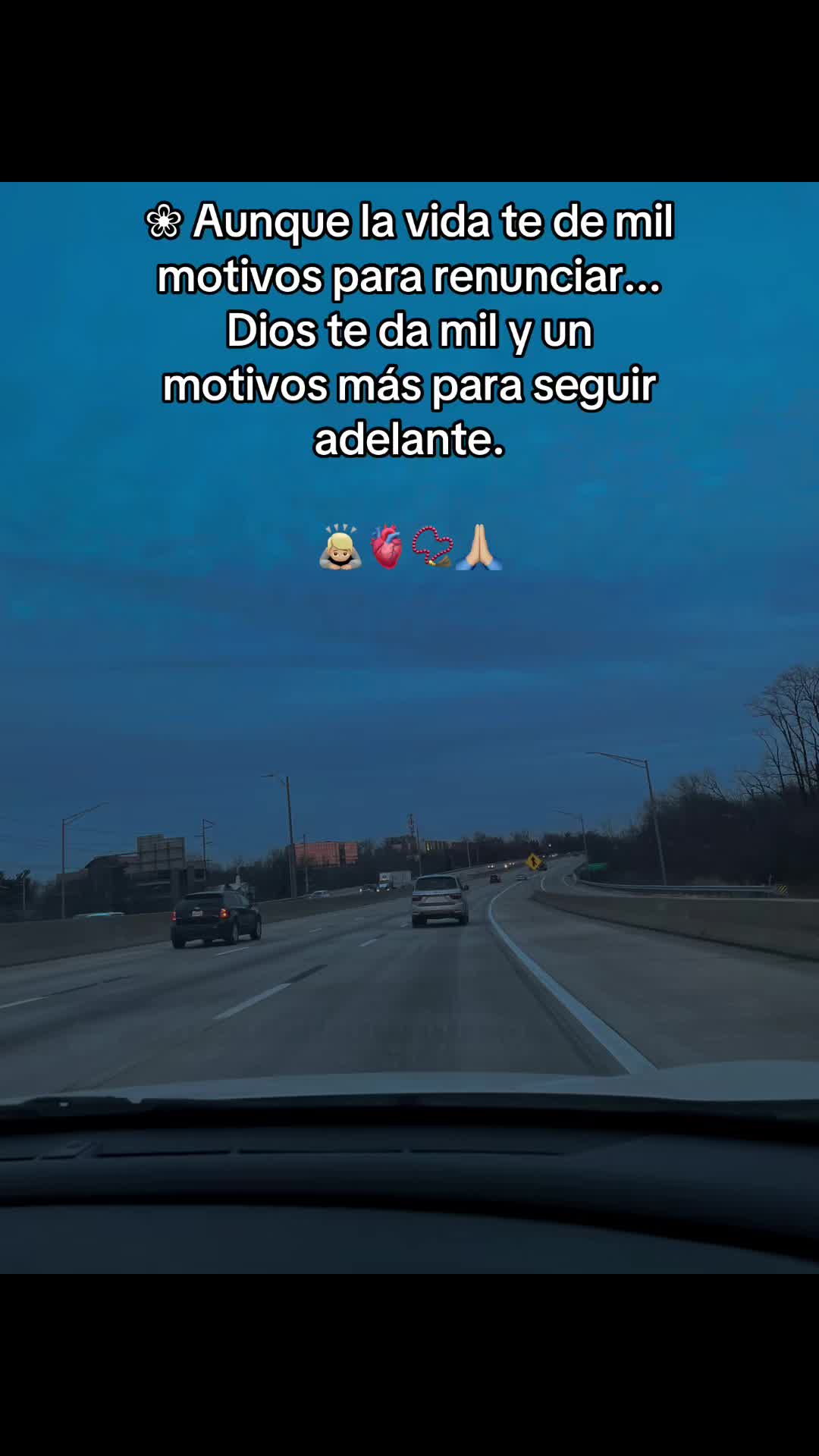 @📿Yojanita🖤🧃