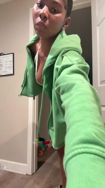 @lynn.sznnn