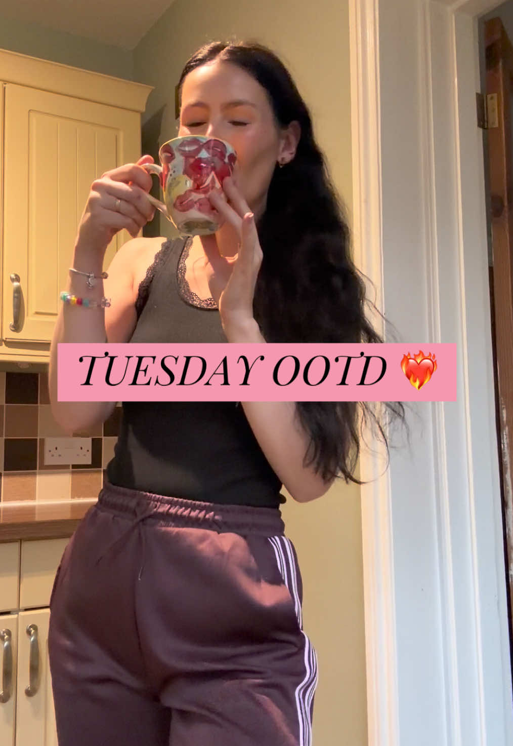@Charlie ๐ค Mum of girls ๐