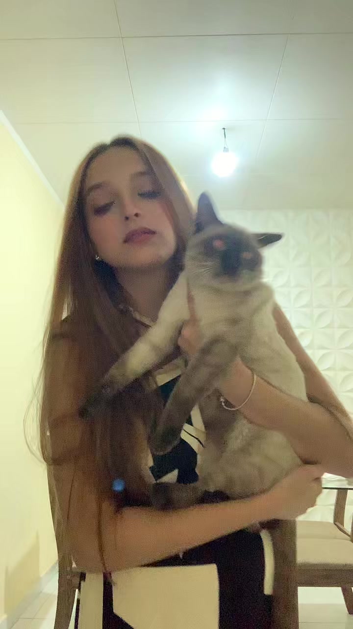 @Lari ❤️