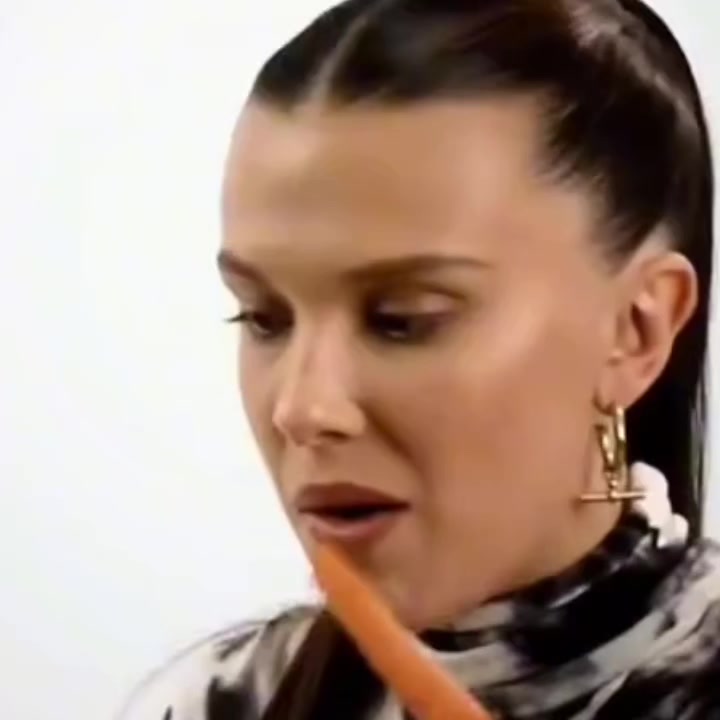 @✰ᯓ★