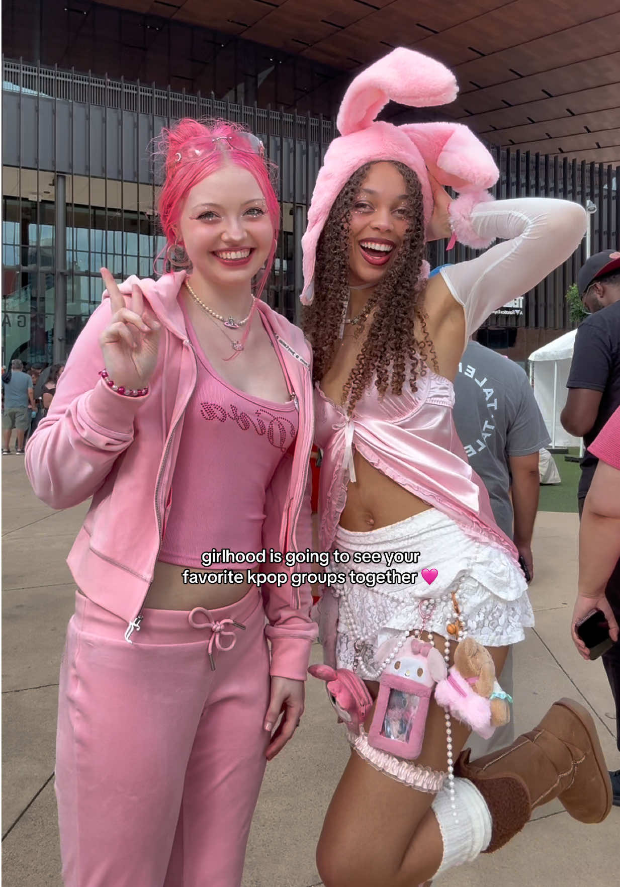 @corine ʕ˙Ⱉ˙‧:ʔ ✿