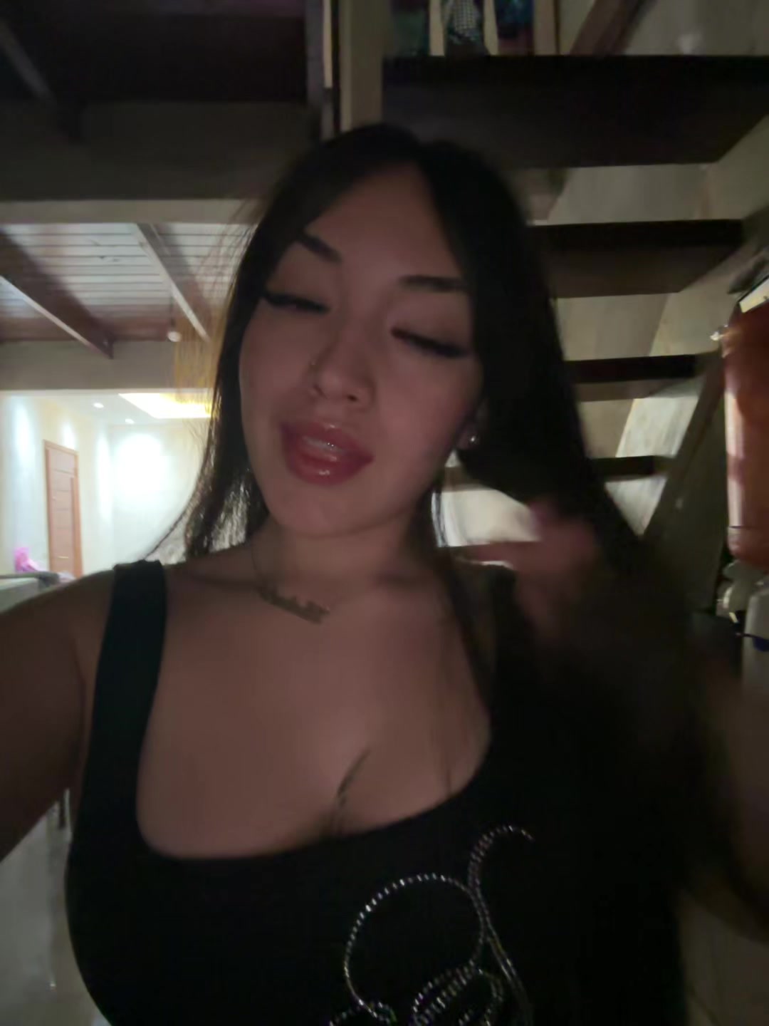 @๐๐ฎ๐๐ฆ๐ข๐ฅ๐ ๐๐จ๐ฅ๐๐๐๐