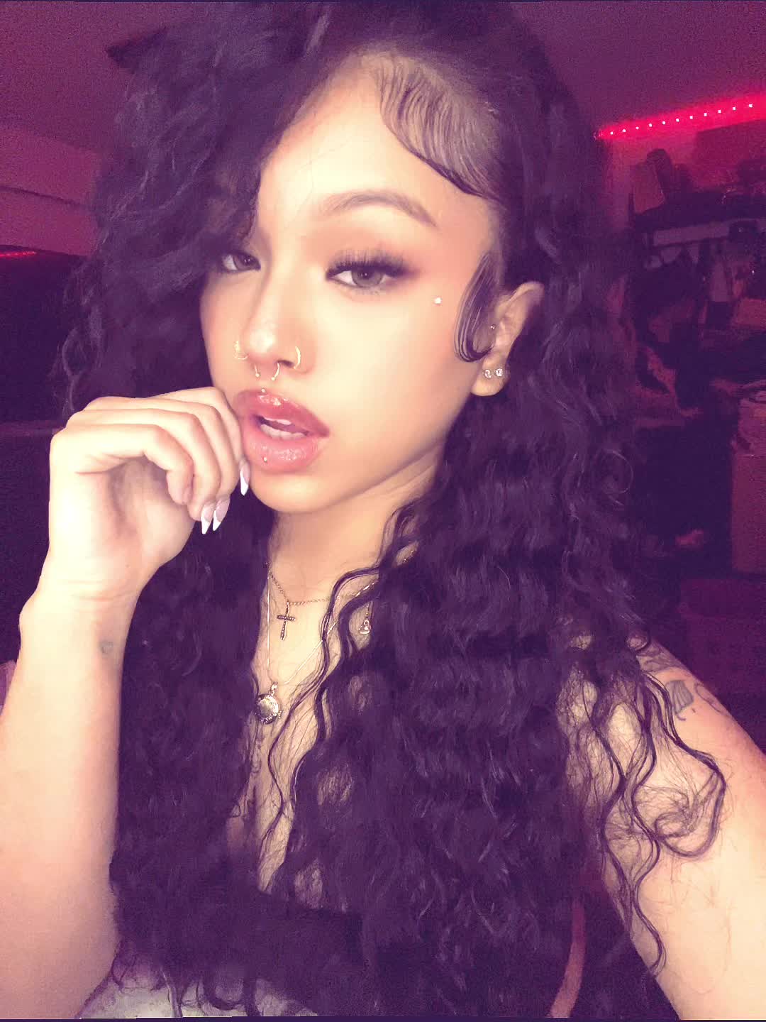 @🫐