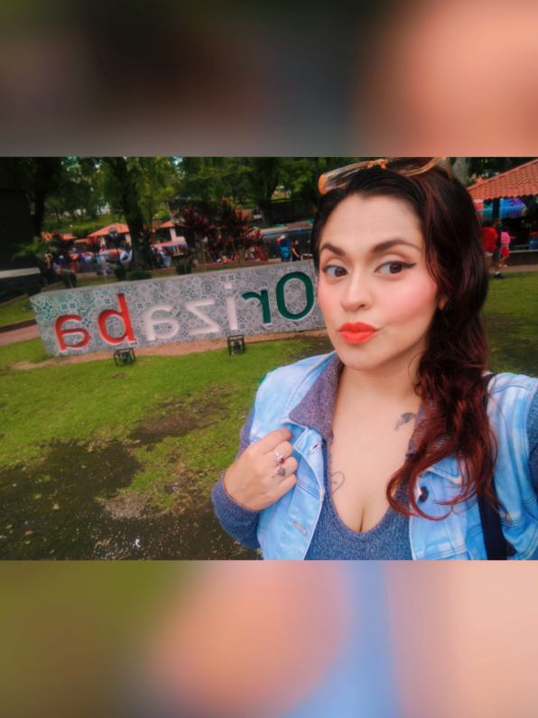 @crysslunacastro MANOAMIGA