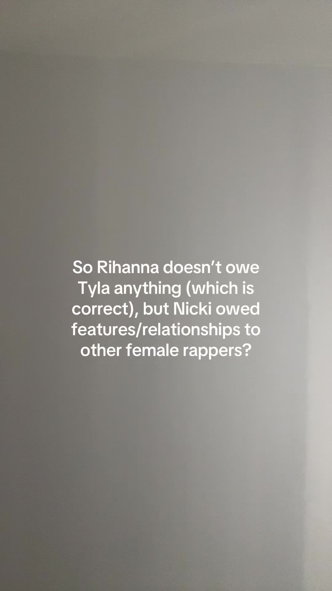 @MichaelaTalks_