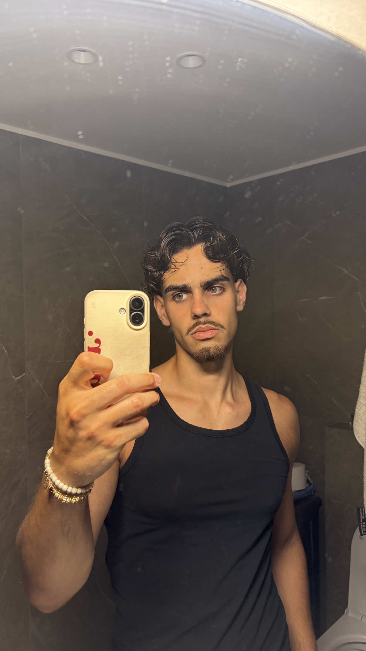 @manoxil
