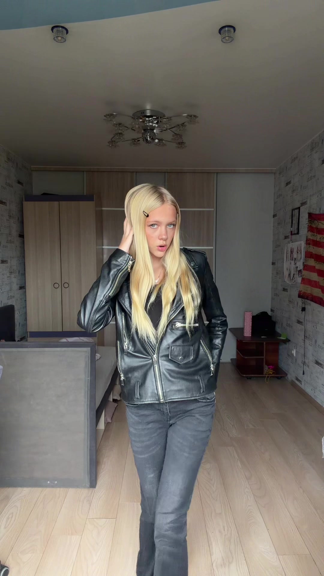 @alisaka