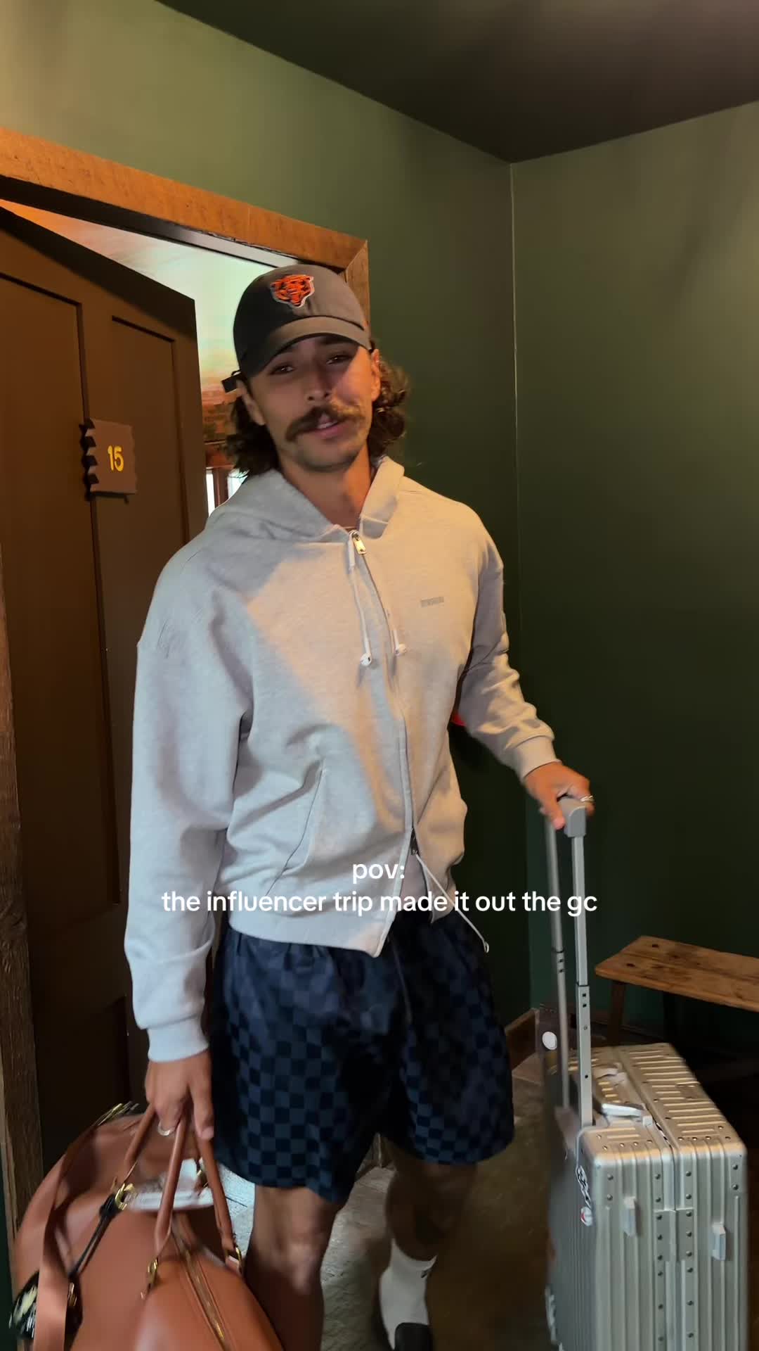 @fonzian